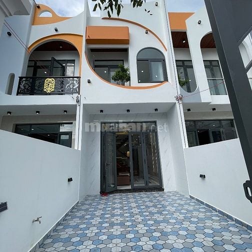 Mua bán nhà giá mềm nhất khu vực