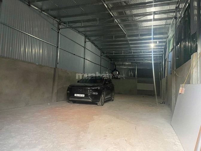 Chính chủ cho thuê nhà xưởng rộng 150m2, điện, nước đầy đủ