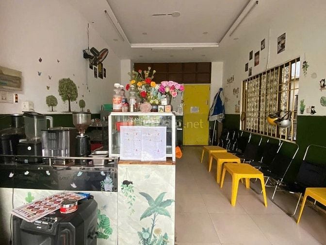 Sang đồ dùng quán cà phê pha máy