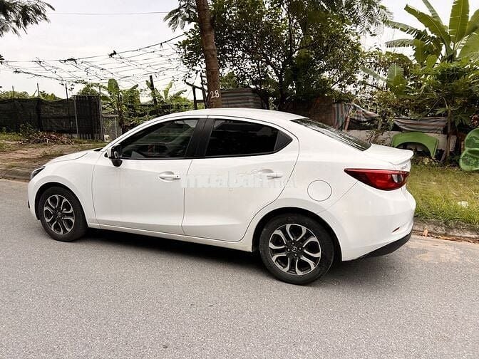 Mazda 2 2016  1.5 AT Sedan - 95000 km