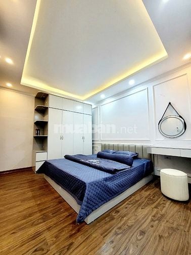 Cho thuê nhà 35m2*6 tầng, ở Hồ Tùng Mậu