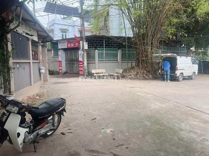 BÁN NHÀ ĐẸP CHỈ VÀI BƯỚC CHÂN ĐẾN VINCOM TÂY MỖ 