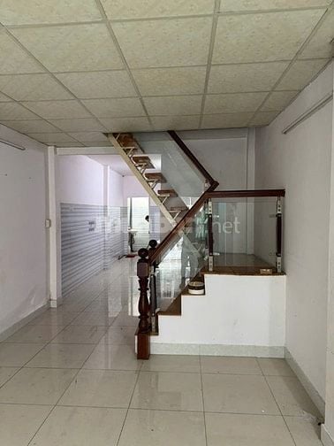 Nhà cho thuê trong hẻm đường Hoàng Hoa Thám trung tâm quận Bình Thạnh 