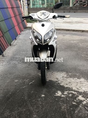 Yamaha novo 4 màu trắng biển số tphcm