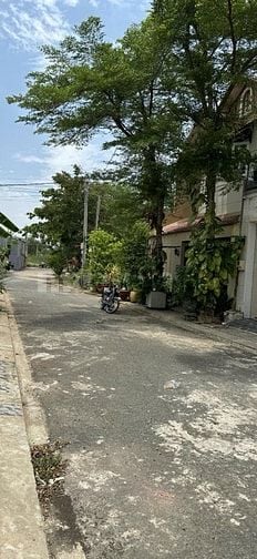 Cần bán đất  gần cầu ông nhiêu , Phường long trường Q9 TP thủ đức