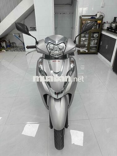 lead 4val 2023 ( bán 42tr800) hộ trợ góp nơ xấu