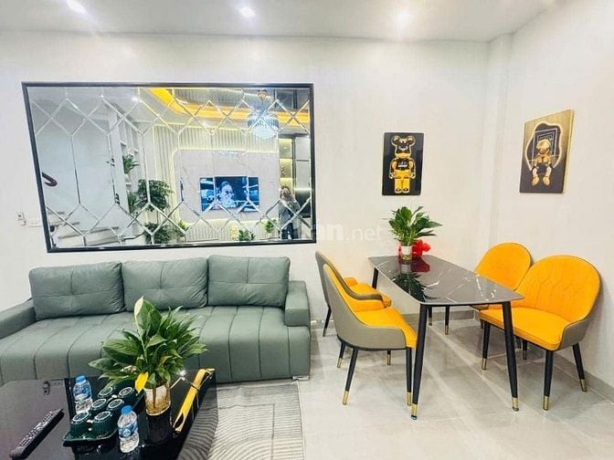 Nhỉnh 4 tỷ, căn tập thể Vip khu vực Đống Đa, 62m2* 2PN,  ngõ thông
