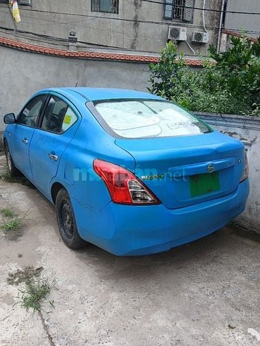 Bán xe nissan sunny sx 2015, xe 5 chỗ rộng dãi thoáng mát
