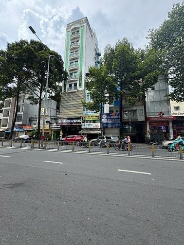 Mặt tiền quận 5, Đường Lê Hồng Phong P3, 4.3x20 6 tầng 39,9 tỉ TL