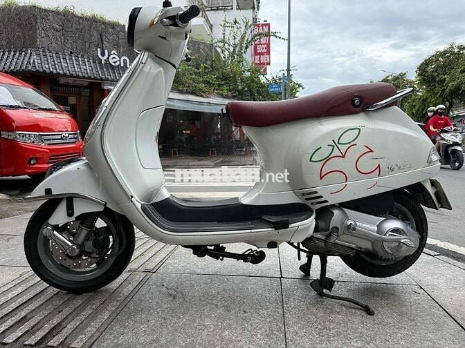 Cần tiền bán gấp xe biển số thành phố máy ngon êm