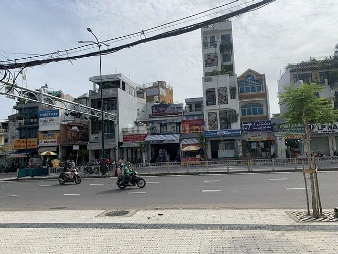 Cần cho thuê gấp mặt bằng ngay chợ 
