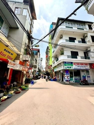 Chính chủ bán nhà ngõ 69 Nguyễn Phúc Lai 42m2x5T,oto đỗ 10m,KD,12.6tỷ.