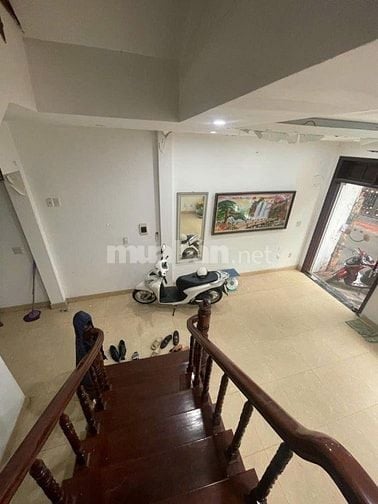  BÁN NHÀ ĐẸP NGÕ 144 QUAN NHÂN – 40m² x 5 TẦNG + TUM – MẶT TIỀN 3.5M