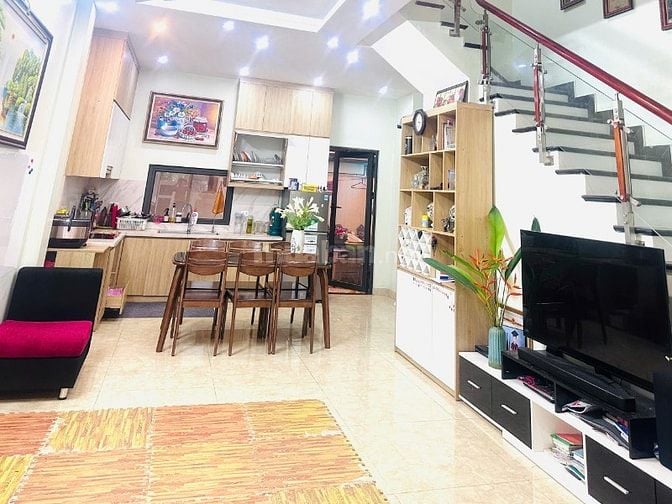 CHÍNH CHỦ CẦN BÁN NHÀ LIỀN KỀ BELHOME