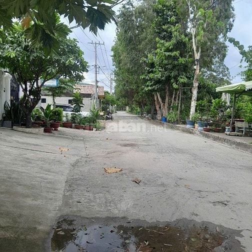 Đất mặt tiền kinh ngay trường học tô ngọc vân - Đường hà huy giáp, q12