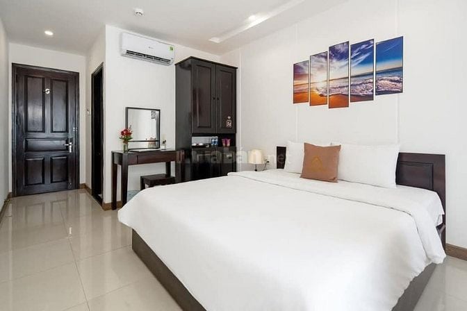 Bán khách sạn 7 Tầng 37P Qui Nhơn giá 38 Tỷ