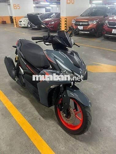 Nhượng lại NVX V2 xám xi măng (chính chủ)