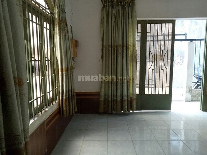 Cho thuê nhà nguyên căn 2 mặt tiền hẻm xe hơi gần Ngã tư Bình Phước