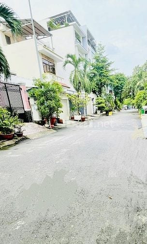 BÁN NHÀ SÁT HXH 1T1L 60M2, 2PN ĐỐI DIỆN VẠN PHÚC CITY, HIỆP BÌNH PHƯỚC