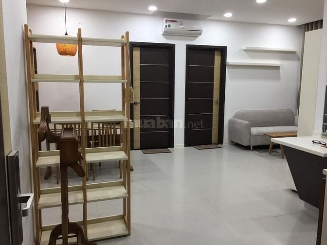 Cần bán gấp căn hộ Nguyễn Phúc Nguyên 110m2, 3PN, 2WC, căn góc, có SH.