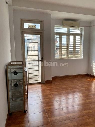 Chung cư Phan Xích Long, P7, PN: 65m2, 2p ngủ, ban công, 10tr/tháng
