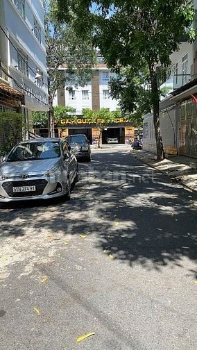 Cần bán khu nhà Vip Nguyễn Hữu Dật