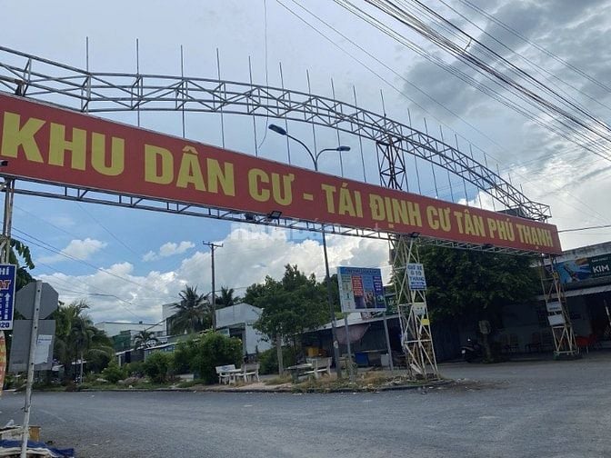 Nhà mặt tiền đường số 2, KDC Tân Phú Thạnh 85m2 thuận tiện làm kho bãi