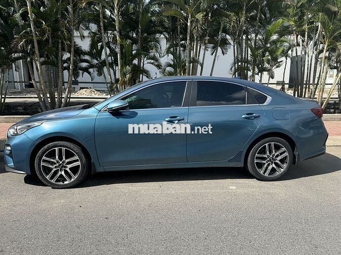 Kia Cerato 2021 1.6 AT LUXURY - 30000 km