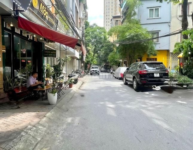 Phân lô Nguyễn Chánh,60m2*4T,oto tránh,vỉa hè,kd,2thoáng,>25tỷ,20m phố