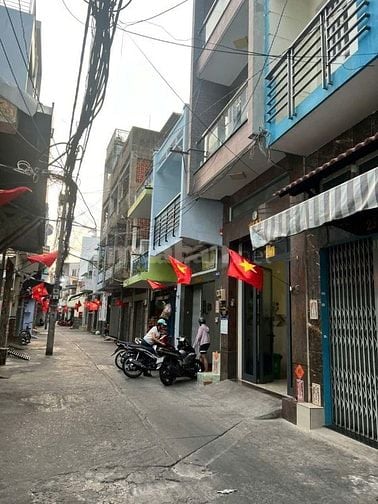 NHÀ ĐẸP HẺM XE HƠI CAO VĂN LẦU DT(3.4X18)NỞ HẬU 5.4M GIÁ 11.8 TỶ 