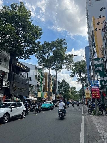 2MT TRần Bình Trọng Q5 DT : 4m X 20m 3Lầu /Chỉ :26tỷ5