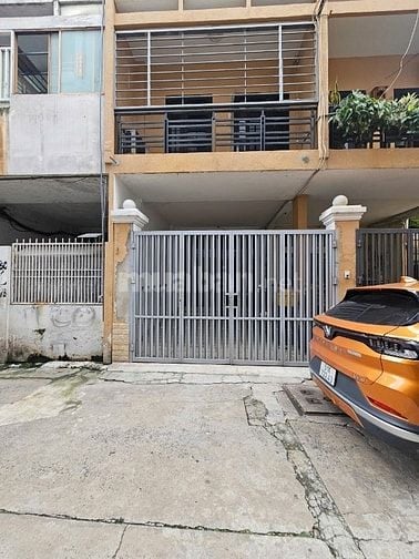 Cho thuê nhà HXH 320/3 Huỳnh Văn Bánh, Phường 11, Phú Nhuận