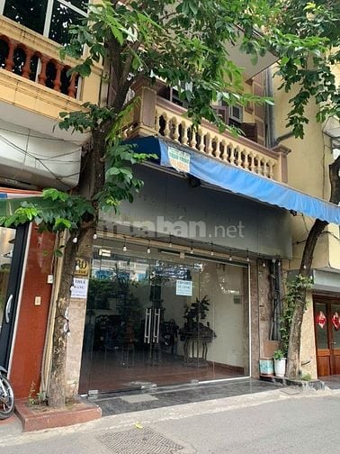 Cho thuê nhà hoặc cửa hàng mặt phố Nghi Tàm, mặt bằng 90m2, MT 5,5m