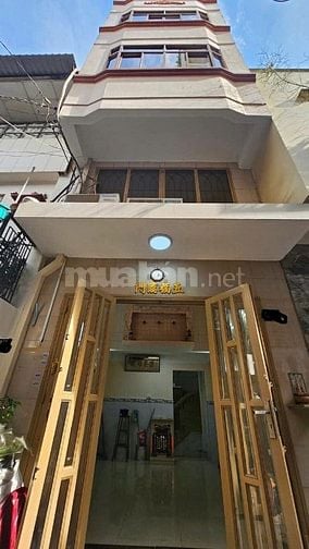 Cho thuê nhà hẻm 3m(3 gác) Hậu Giang, P.6, Q.6 giá 11tr
