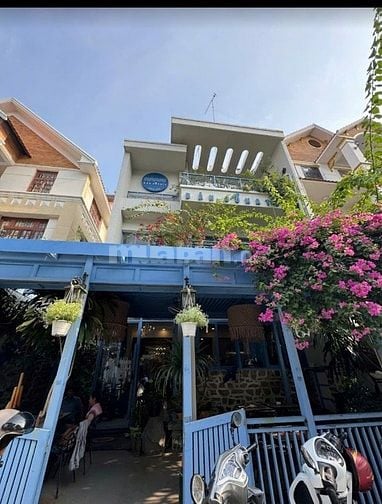 Cho thuê biệt thự sang trọng – Số 8 Hoa Đào, P.2, Phú Nhuận 