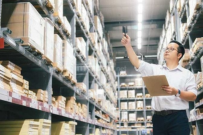 TUYỂN GẤP QUẢN LÝ KHO (LÀM GIỜ HÀNH CHÍNH)