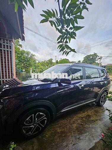 Kia Carens 2024 1.5G Luxury - 12000 km