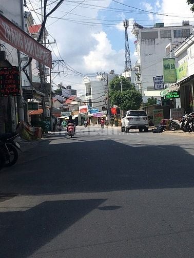 CHO THUÊ NHÀ 2 TÀNG DT 90m MT NGUYỄN TƯ NGHIÊM