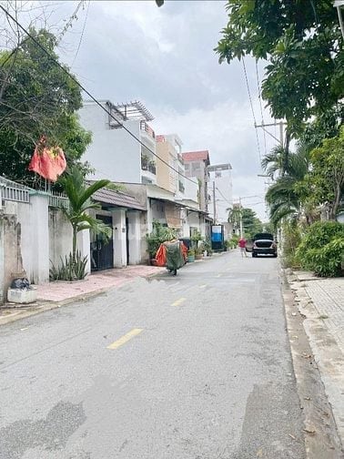 Bán nhà 2 lầu đẹp 64m2, 3PN đủ công năng, không quy hoạch 