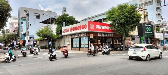 [HOT] Mặt tiền CMT8 - Diện tích 11x35m, giá chỉ 290tr/m2