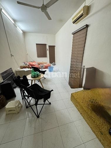 Bán căn hộ tập thể Tầng 2 căn góc DT 50m nhà đẹp ngõ ô tô phố Cầu Giấy