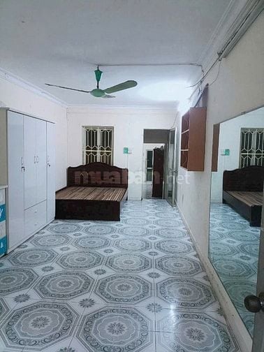 Chủ Nhà Cần Bán Gấp Căn hộ TẬP THỂ TẦNG 2 VĨNH HỒ - TRUNG TÂM ĐỐNG ĐA