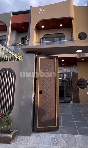Bán gấp nhà Bùi Thanh Khiết 5x20m giá 1 , 1 tỷ chợ đệm SHR
