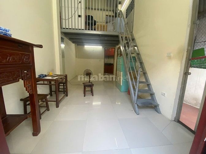 Chính Chủ Cho Thuê Nhà đất 37m2 Xuân La Tây Hồ ô tô đỗ cửa