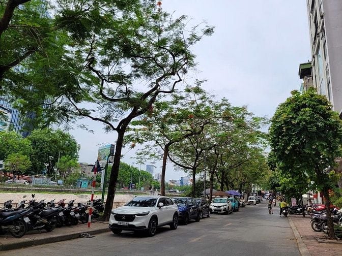 CỰC  CHẤT! Trung Văn, Nam Từ Liêm, 30m2, Đất, 3m MT. Giá 6.6 tỷ.