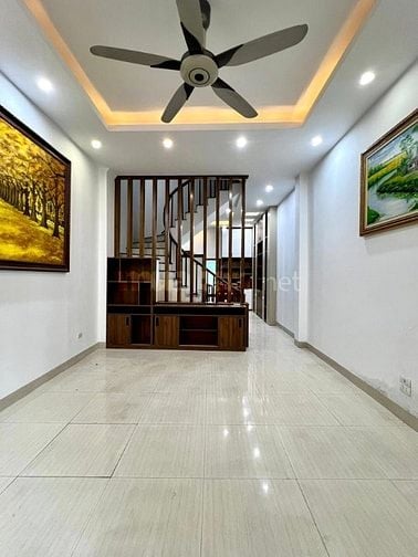 CHÍNH CHỦ BÁN NHÀ THƯỢNG THANH - LÔ GÓC - 3 THOÁNG - 4 PHÒNG NGỦ 