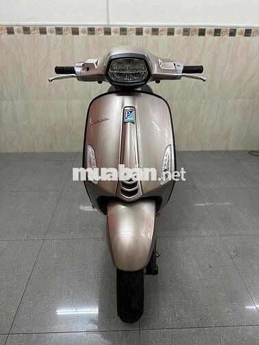 Vespa 125 tft chạy lướt 2024