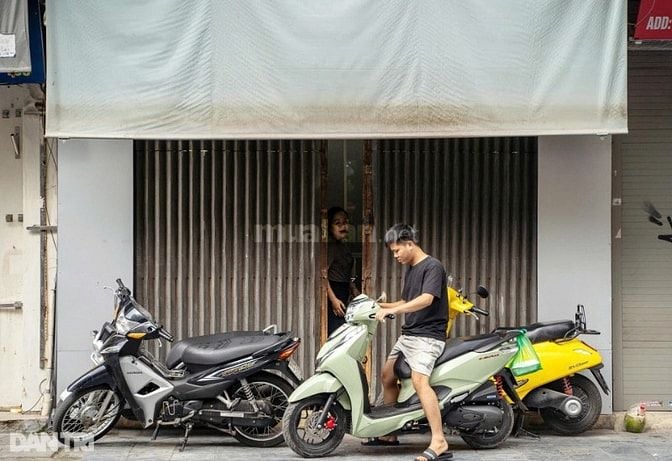 BÁN ĐẤT PHỐ PHÚ ĐÔ, 180M2, MT 7.5M, 43 TỶ