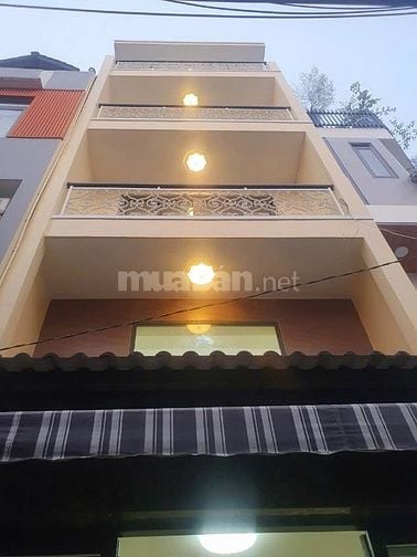 5 tầng đúc BTCT- 184/54 Âu Dương Lân, P3Q8, gần TTTM Parc Mall