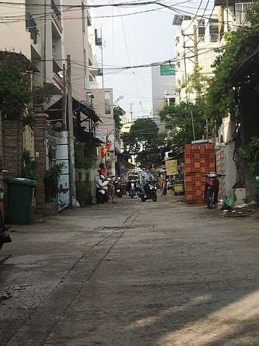 Ô tô tới nhà - hẻm 125 Bùi Đình Túy phường 24 - xây - 5 tầng - 9 tỷ